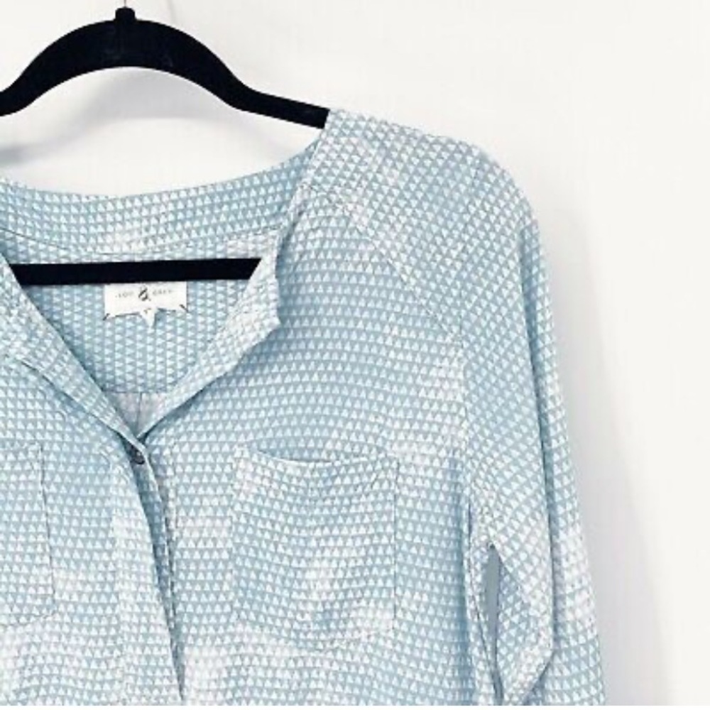 Lou & Grey Geometric Print High Low Button Down